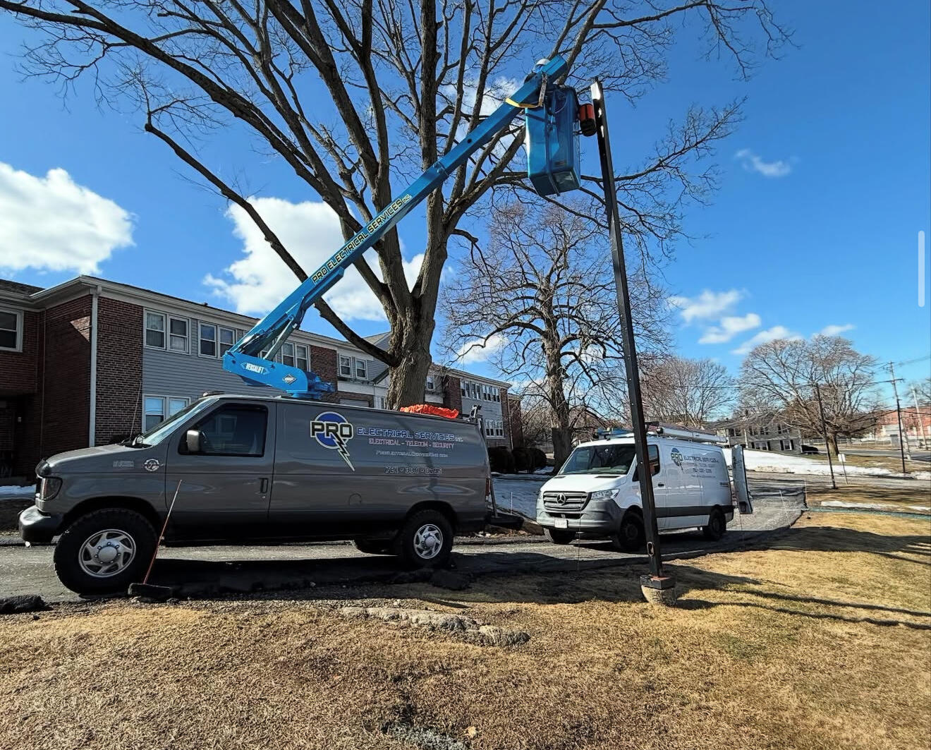 Professional Aerial Access for Electrical Work at Height